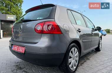 Хетчбек Volkswagen Golf 2007 в 