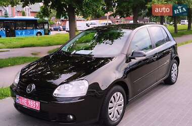 Хэтчбек Volkswagen Golf 2008 в 