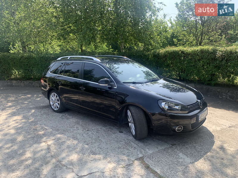 Універсал Volkswagen Golf 2010 в Дніпрі