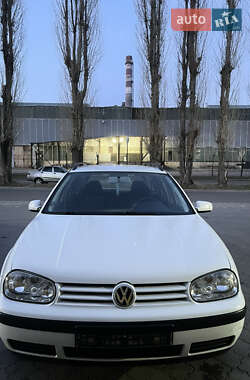 Универсал Volkswagen Golf 2001 в Черкассах