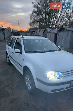 Универсал Volkswagen Golf 2001 в 