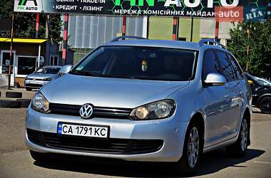 Універсал Volkswagen Golf 2012 в Черкасах