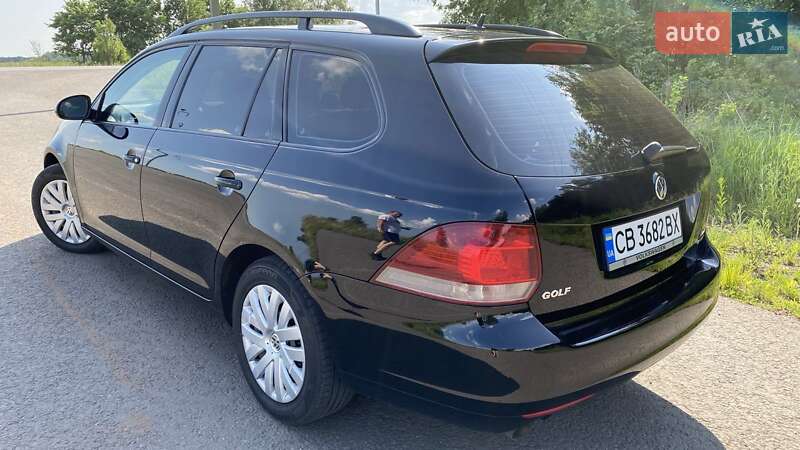 Універсал Volkswagen Golf 2013 в Прилуках