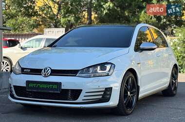 Хэтчбек Volkswagen Golf 2015 в Одессе
