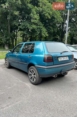 Хетчбек Volkswagen Golf 1992 в 