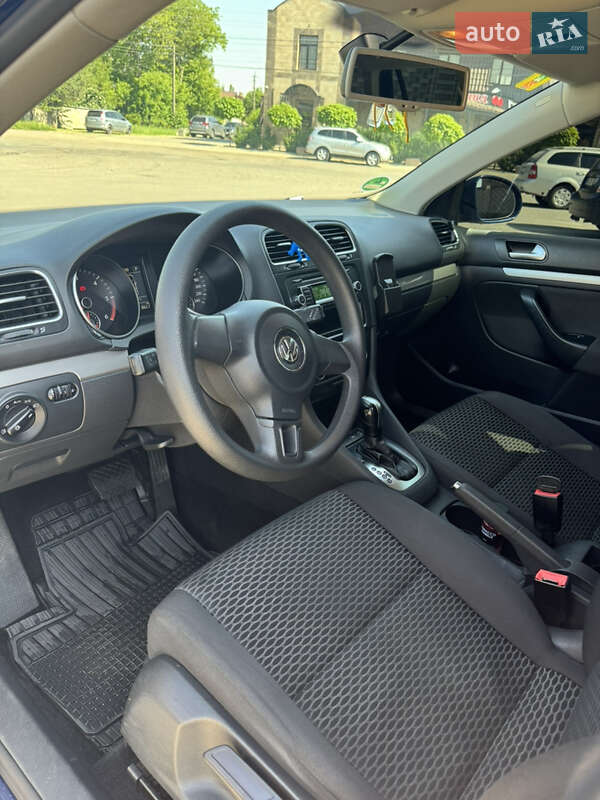 Універсал Volkswagen Golf 2012 в Тульчині