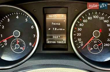 Хэтчбек Volkswagen Golf 2011 в 