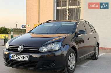 Універсал Volkswagen Golf 2009 в Тернополі