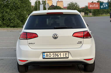 Хетчбек Volkswagen Golf 2013 в Мукачевому