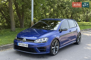 Хетчбек Volkswagen Golf 2014 в Києві