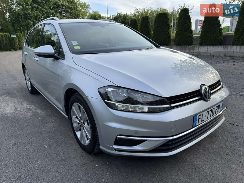 Універсал Volkswagen Golf 2019 в Хмельницькому