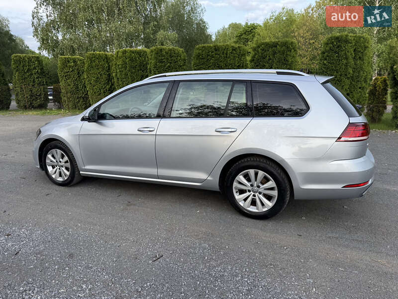 Універсал Volkswagen Golf 2019 в Хмельницькому
