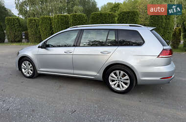 Универсал Volkswagen Golf 2019 в 