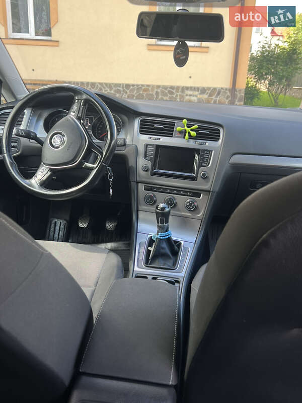 Универсал Volkswagen Golf 2013 в Самборе фото 13 Универсал Volkswagen Golf 2013 в Самборе