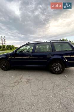 Универсал Volkswagen Golf 2000 в 