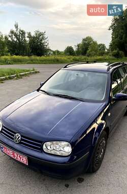 Универсал Volkswagen Golf 2000 в 