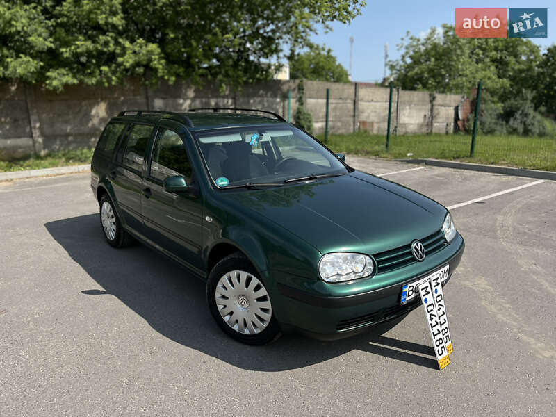 Volkswagen Golf 2003