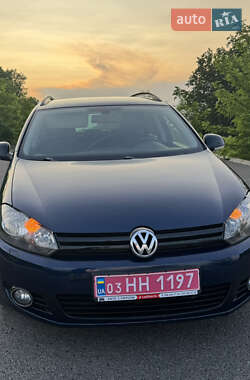 Универсал Volkswagen Golf 2013 в 