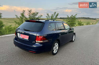 Универсал Volkswagen Golf 2013 в 