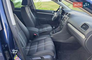 Универсал Volkswagen Golf 2013 в 