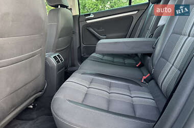 Универсал Volkswagen Golf 2013 в 