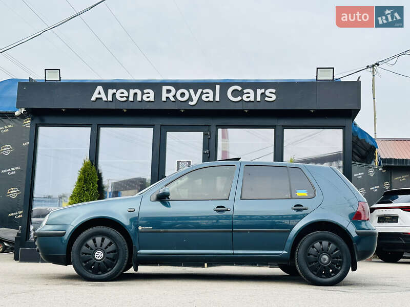 Хетчбек Volkswagen Golf 2000 в Харкові