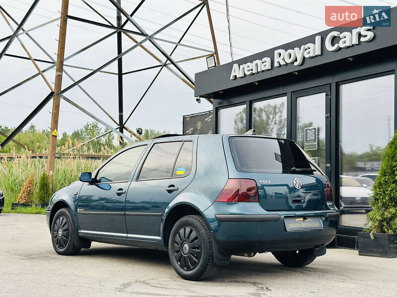 Хетчбек Volkswagen Golf 2000 в Харкові