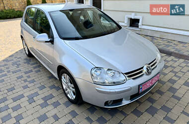 Хэтчбек Volkswagen Golf 2007 в 