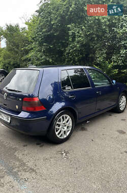 Хетчбек Volkswagen Golf 2001 в Коростені