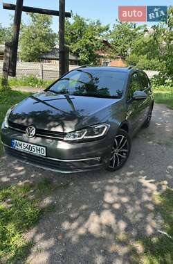 Універсал Volkswagen Golf 2017 в Козятині