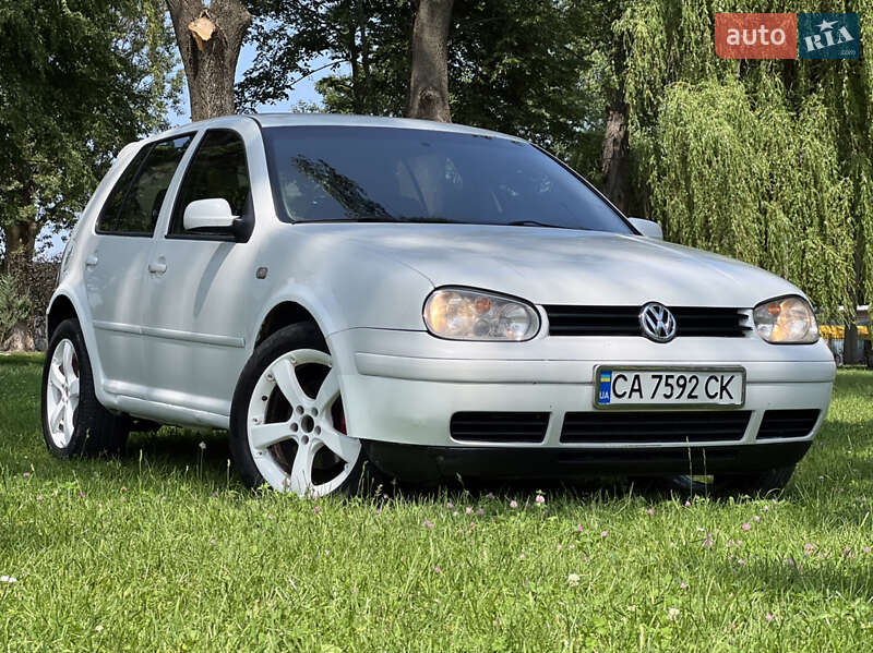 Хэтчбек Volkswagen Golf 2000 в Хмельницком