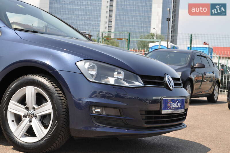 Универсал Volkswagen Golf 2014 в Киеве