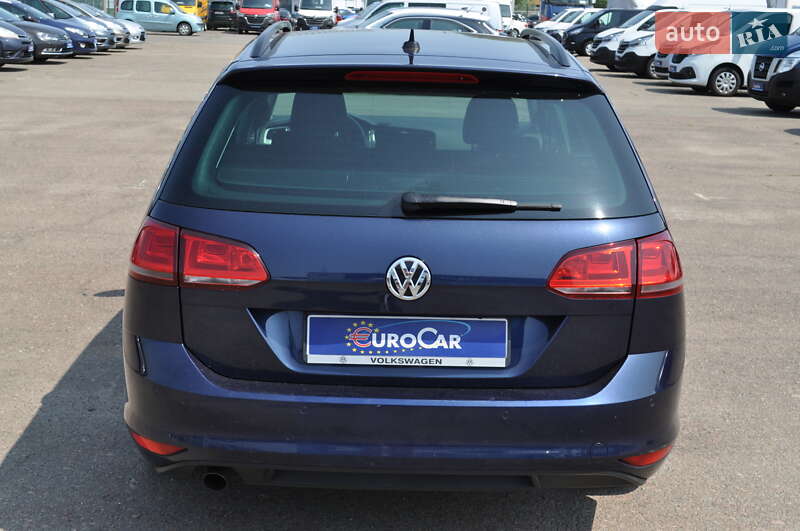 Универсал Volkswagen Golf 2014 в Киеве