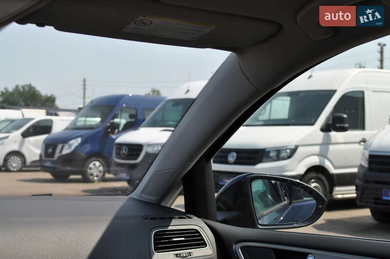 Универсал Volkswagen Golf 2014 в Киеве