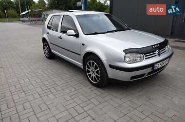 Хэтчбек Volkswagen Golf 2003 в Кропивницком
