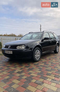 Универсал Volkswagen Golf 2004 в 