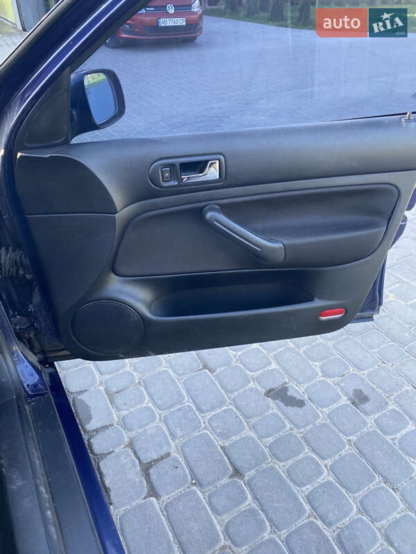 Универсал Volkswagen Golf 2000 в Виннице