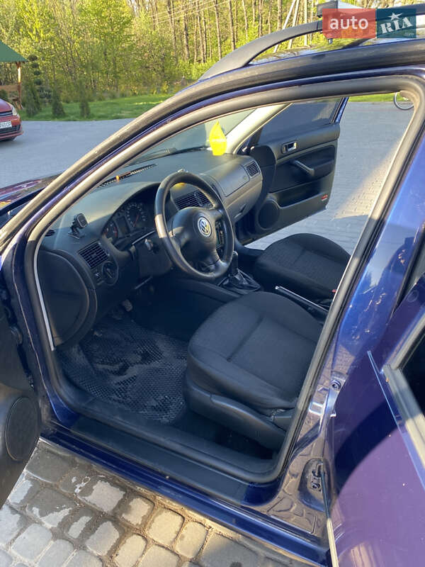 Универсал Volkswagen Golf 2000 в Виннице