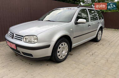 Універсал Volkswagen Golf 2002 в Глибокій