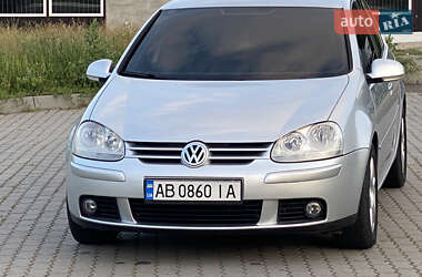 Хэтчбек Volkswagen Golf 2006 в Могилев-Подольске