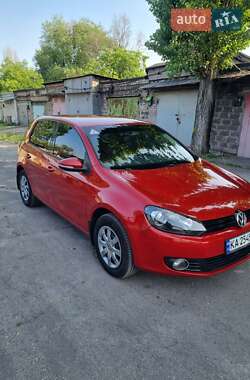 Хэтчбек Volkswagen Golf 2009 в Запорожье