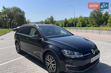 Универсал Volkswagen Golf 2016 в 