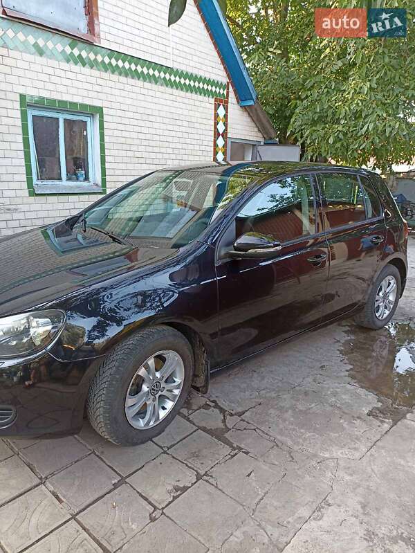 Хетчбек Volkswagen Golf 2011 в Хмельницькому
