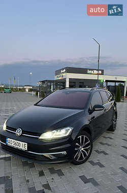 Универсал Volkswagen Golf 2017 в Мукачево