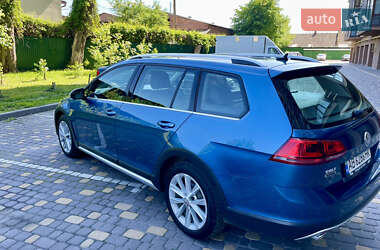 Универсал Volkswagen Golf 2017 в 