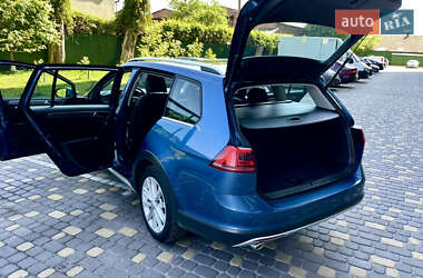 Универсал Volkswagen Golf 2017 в 