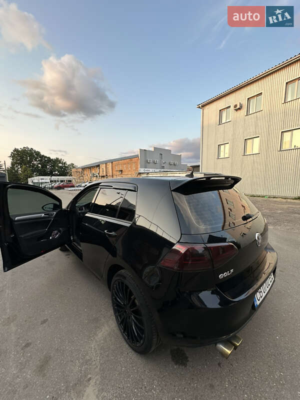 Хэтчбек Volkswagen Golf 2015 в Прилуках фото 4 Хэтчбек Volkswagen Golf 2015 в Прилуках