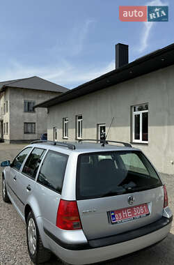 Універсал Volkswagen Golf 2000 в 