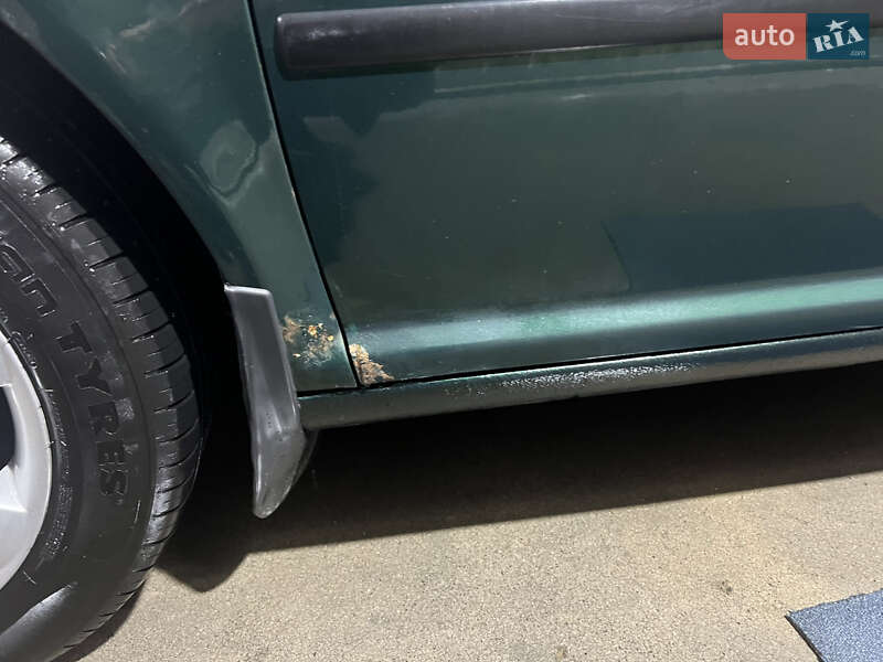 Хэтчбек Volkswagen Golf 1998 в Хмельницком