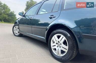Универсал Volkswagen Golf 2002 в 